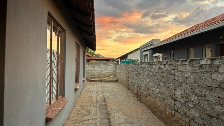 3 Bedroom Property for Sale in Boitekong North West